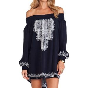 Tularosa Jacqueline‎ Off Shoulder Tunic